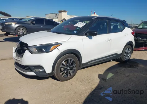 2018 Nissan Kicks Sr из США, поврежденный, VIN 3N1CP5CU7JL544328
